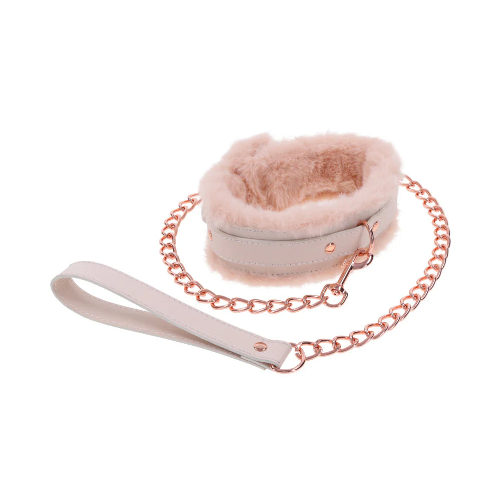 Peaches ‘N CreaMe Fur Collar & Leash